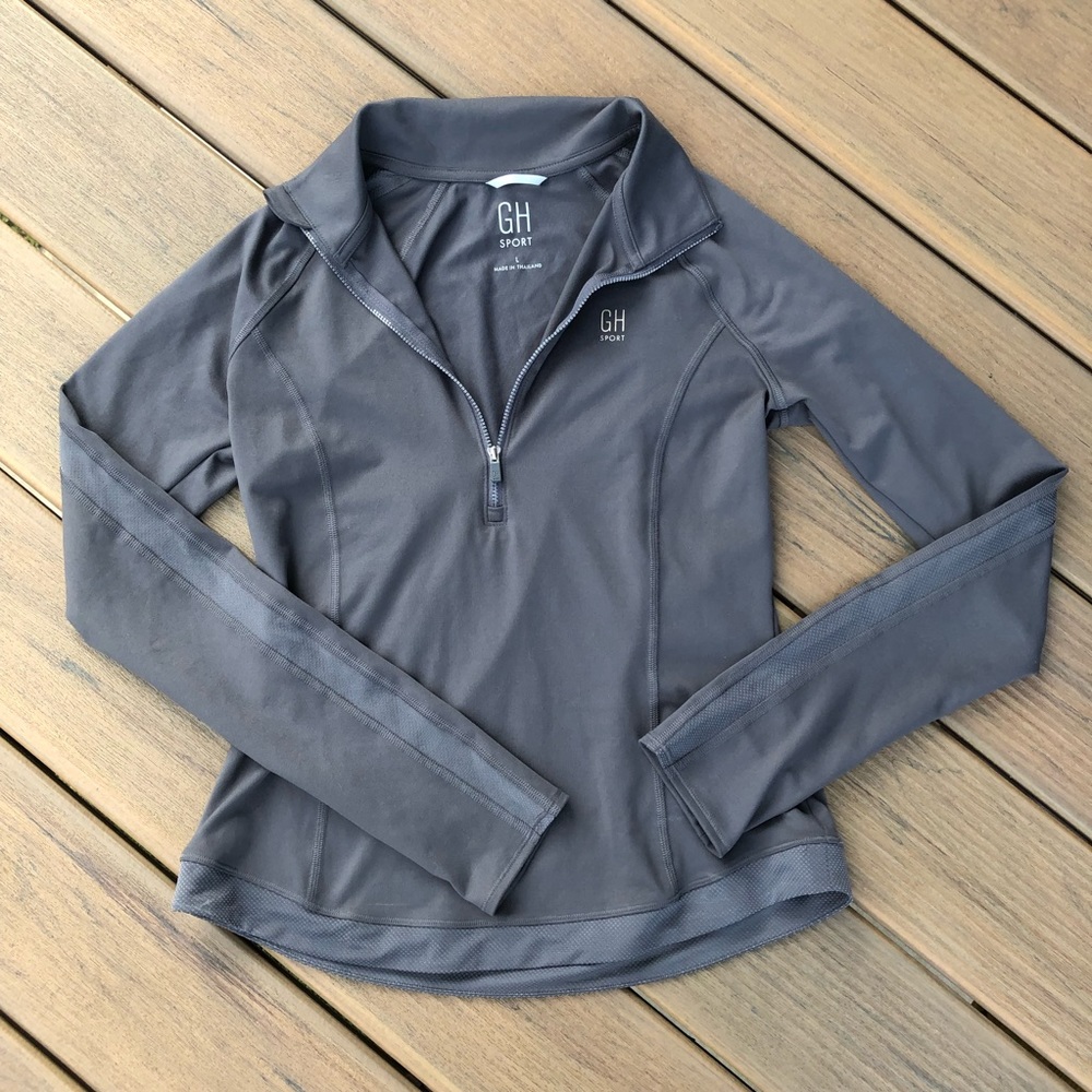 NWOT. Grey GILLY HICKS SPORT Quarter Zip Pullover
